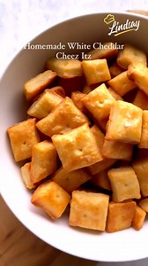 10K views · 44 reactions | Calling all cheez itz lovers you need to make this homemade version!! These are SO good when they are fresh out the oven Ingredients: 1 8oz block of cheddar 3/4 cup flour 4 tbsp butter 1/4 cup water 1/4 tsp salt Optional: top off with flakey sea salt before baking! BAKE 375 FOR 15 MIN Insta: eatpayylove | Lindsay Food | Facebook