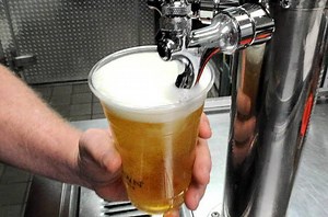 Happy Friday! Be sure to check out our new Hole in the Wall Bar after the races. | Oaklawn Hot Springs | Facebook