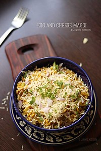 Maggi with egg and cheese | Egg Maggi masala recipe Jinoo's Kitchen