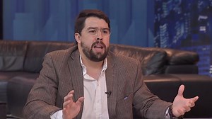 19K views · 1K reactions | En Latinoamérica vivimos una izquierda carnívora que es antidemocrática, que no le gusta las libertades y odia a las empresas: Roberto Rave. Analista | Nos cogió la noche Cosmovision | Facebook