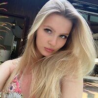 EllieMoore Cam Model - Watch EllieMoore Live Webcam | MyHotCams