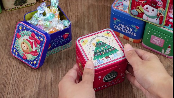 Tessco 24 Pcs Christmas Cookie Tins with Lid Metal Candy Boxes in 18 Styles Small Square Tinplate Empty Decorative Candy Tins Santa Snowman Bear Nested Xmas Gift Box for Holiday Treat Teat Xmas Party