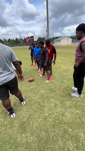 Believe The Process! on Instagram: "Former 💫 player Cj Wright passing along his great talents and sharing it with our community & youth!"