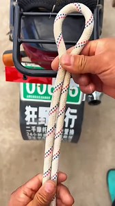 Time to learn some useful knots ! . . . . . #knot #knots #rope #ropes...