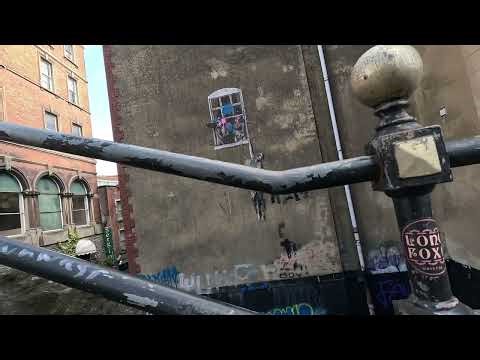 History of “Well Hung Lover”, 2006 (Banksy)