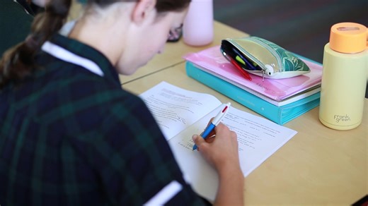 Meet Rachel Butler Wills, a proud Douglas Clan Guardian and Senior Years teacher at Seymour College. Rachel is deeply passionate about the benefits that come from an all-girls education, and her commitment to this extends beyond the classroom. Rachel was selected as a research fellow of the International Coalition of Girls’ Schools and undertook an 18 month action research project as part of their Global Action Research Collaborative. We eagerly await her presentation of this important work in B
