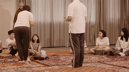 Dhamma workshop for teenager Part-2 Meditation session, led by Ven. Prof. Dr. Khammai Dhammasami (DPhil, Oxford) well known as Oxford Sayadaw, the founder of Shan State Buddhist University Shan State Buddhist University (Tauanggyi, Myammar), Chief Abbot of Oxford Buddha Vihara (UK , Singapore, Malaysia, Serbia, Hungary, Japan, Yangon and South Korea). | Oxford Buddha Vihara (Singapore)