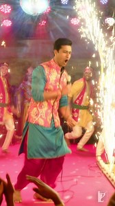 237K views · 1.7K reactions | Sing along with Bhajan Kumar! #KanhaiyaTwitterPeAaja #TheGreatIndianFamily releasing in cinemas near you on 22nd September! #YRF50 https://youtu.be/g0YhUhtSQiE . . . TGIFTheFilm | Vicky Kaushal | Manushi Chhillar | Vijay Krishna Acharya | #Pritam | Amitabh Bhattacharya | Nakash Aziz | Vijay Ganguly | #ManojPahwa | #KumudMishra | #SadiyaSiddiqui | #AlkaAmin | #SrishtiDixit | #BhuvanArora | Ashutosh Ujjwal | #KhojiGilgamesh | YRF - Yash Raj Films | Facebook