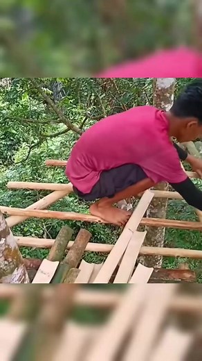 7K views · 181 reactions | Build a shelter on a tree alone 02 #bushcraft #camp #nature #forest #camping #wildlife #outdoor #survival #caveman #primitive #primitiveskills #knowledge #primitive_technology #wildernessskills #outdoors #outdoorlife #campinglife #lifehacks #reelsusa #fyp #foryou | Survival Life | Facebook