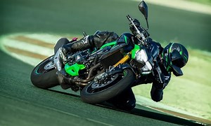 Kawasaki Z900 SE launches, with better brakes and suspension - Adventure Rider