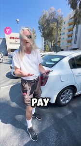 Woman confronts man attempting deceit over $200 | Tips & Tricks