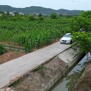 Skilled driver gets out out of an impossible situation😮 #usa | Teerachai Maksang - ธีระชัย มากสังข์