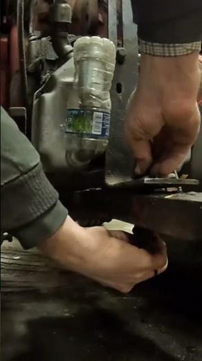 Installing the PTO Hydraulic Pump on White 6182 Planter 🚜