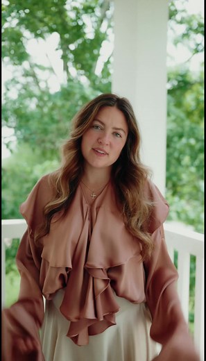 Thank God — Leanna Crawford full lyrics and song info