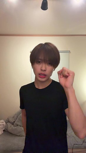 りょうすけのにゃんダンス動画