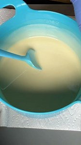 This was a cold process soap I made today using homemade oat milk and Tupelo honey. Scented with Kentucky bourbon from @brambleberry mixed with a touch of their orange 10x and Cavalier from @nurturesoap. It has a strong bourbon scent with a touch of citrus and musk. I’m in heaven! This will be so good for your skin as well...it will drink it up! I wasn’t a huge fan of the texture, but I probably did something wrong! Thanks to @madsoaper for the suggestion!! . . . 🍀🧼🛁🛀 #cloversoapworks #smell