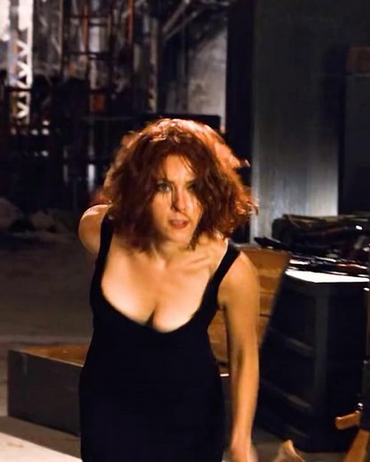 This Scene PROVES Why Black Widow Belongs in The Avengers.