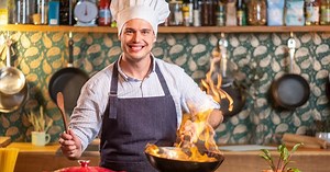 VIDEO: Dejan Vunjak spet navdušil Slovence: Prisluhnite njegovi novi pesmi!