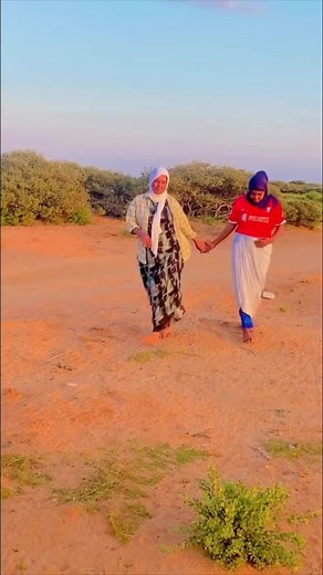 3.6K views · 16 reactions | #hudaamuun #sihaamtahliil #boqoradastylka #balbalaarka #sumayaqurux #luziina #shaadiyosharaf #najmonashaad #somalitiktok #samiixakhaliil #happyahmed #babajeey #facebookreelsviral #reelsvideo #reelsviral #reelsfb #reelsinstagram #FacebookReelsContent #reelsfypシ | Huda Amuun | Facebook