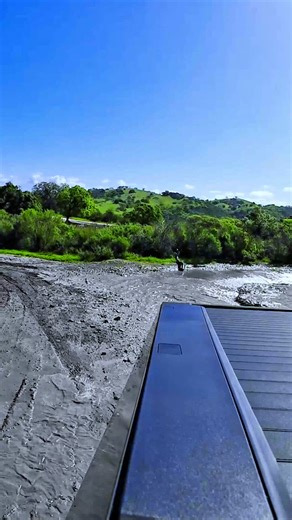 6,843 lb 📐 beast vs. 🌄 Cybertruck is a straight animal - on and off road 🔥 📹 Teslafpv #fyp #viral #tesla #tsla #cybertruck #teslacybertruck #cyberbeast #offroad #offroading #mudding #rockcrawling #wading (*We’re trained professionals, do not attempt to replicate*) | Tesla Owners of Silicon Valley