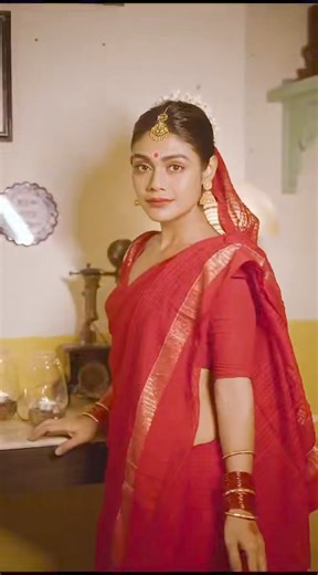 2.5K views | Big Surprise Coming Soon from @sreejita_de  She is looking radiant and elegant in her latest video #sreejitade #sreejitadeblohmpape #surprise #fbpost #fbreels #FBVIDEO #fypシ゚viralシfypシ゚viralシalシ #omg #comingsoon | 9XM | Facebook