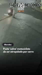 2.6K views · 29 reactions | Um motociclista foi 'salvo' por um poste em um acidente de trânsito em Uberaba, no Triângulo Mineiro. O momento da colisão de um carro desgovernado em um poste foi registrado por câmeras de segurança da avenida. De acordo com a Polícia Militar, o motorista do veículo era um adolescente de 18 anos sem habilitação para dirigir. Ele ficou ferido e foi hospitalizado. | Rádio Bandeirantes | Facebook