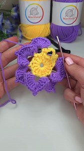 23K views · 250 reactions | 朗crochet 3D flower #crochetlove #croche #crochet #desing #diy #flowers #crocheting #craft #howto | Crochet&Knitting by marifu6a | Facebook