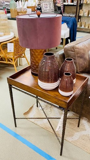 A perfect example of transitional and traditional pieces blending well together…………. | My Favorite Things Lexington, Kentucky