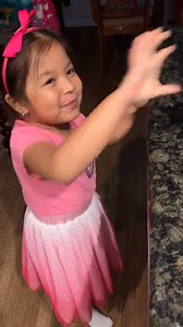 When that first bite of Campfire S'mores hits... 🤪 You can indulge too by picking up a pint at Albertsons, Safeway, Big Y, Hy-vee, Ralph's, Publix, Wegmans, Heinen's, and more! | Coolhaus