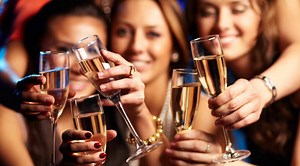 Så öppnar du en flaska champagne