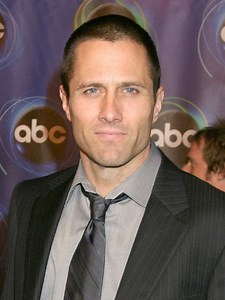 Rob Estes Pictures