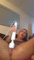 Crazy Magic-Wand Squirt