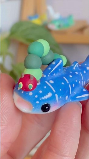 This one 🤭💚🐛