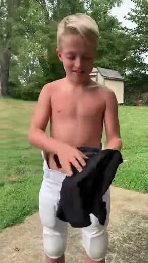 Dayton trying to take off his padded fitted shirt 😂😂😂😜