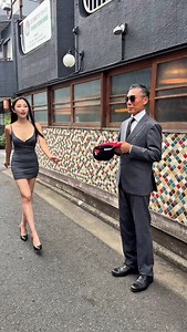 589K views · 8.2K reactions | A blind man reacts only to attacks to his crotch. #北野未奈 #niceadult | 秘密結社ヤリトラ団 | Facebook