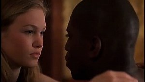 O 2001 Julia Stiles scene