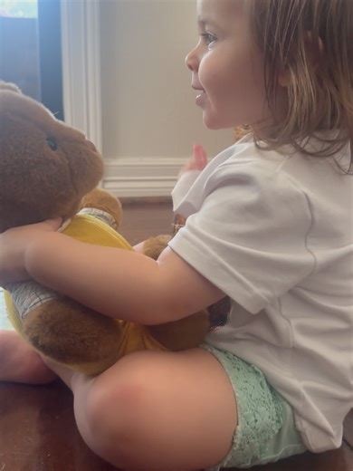 Shantel VanSanten on Instagram: "Auntie Era unlocked!!! ❤️💕♥️💕"