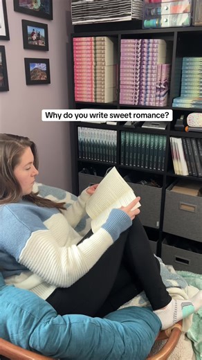 Author Mandi Lynn Bell on TikTok