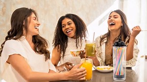 Straw Dispenser, Straw Holder for Counter, Holds Straws Up to 8.5 Inches, Straw Holder Dispenser with Black Lid, Drinking Straw Organizer Container for Store, Restaurant, Bar, Home Kitchen, Countertop