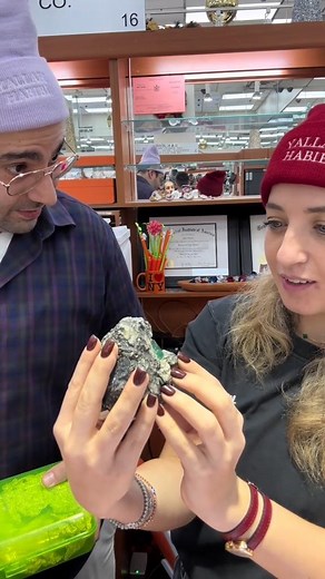 5.9K views · 24 reactions | All story behind emerald stone ! Comment below what do you think #emeraldgreen #diamond#collections #watchbyj-001 | Watchbyjuls | Facebook