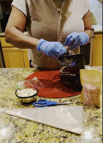 MSP Hot Cocoa Party Kit - 2 lbs. of Ghirardelli Premium Hot Cocoa + 1 lb. of Marshmallows + 8 oz. of Crushed Peppermint + MSP Branded Measuring Spoon + 16 Cone Bags