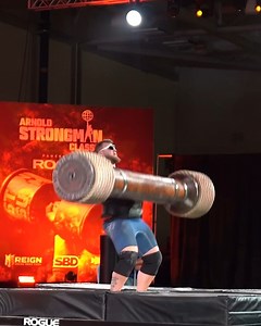 2023 Arnold Strongman Classic 195kg (430lbs) log lift #arnold #arnoldclassic #arnoldclassic2023 #arnoldsportsfestival #loglift | Martins Licis