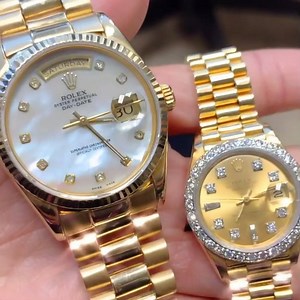 His & Her Gold  Rolex Watches exclusively at #CapriJewelers #Arizona  #rolexwatch #goldrolex #rolex #watches #luxurylifestyle #luxurywatch #diamonds | Capri Jewelers Arizona | Facebook