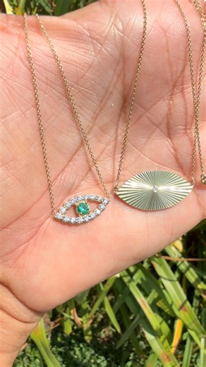 This Thursday ❤️ Jennifer Meyer Trunk Show in Bryn Mawr! Shop the celebrity adored collection of 18-karat gold, fine jewelry made in LA. | SKIRT