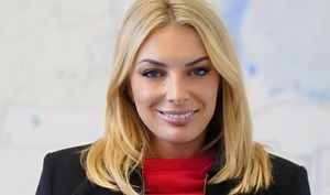 Shkrimtarja Vlora Konushevci pjesë e International Writing Program në Universitetin e Iowas