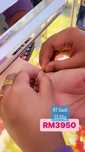 Sopannya akak ni pakai rantai tangan sauh gebu ni. Cantik sangat design sauh ni dengan tangan akak🥰 #emas #emas916 #emasmurah #gelangsauh #rantaitangansauh | Kedai Emas Nur Jannah Kuala Pilah