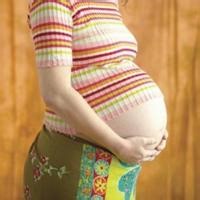 Obese pregnant women should limit weight gain
