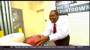 The average speed of an NFL throw is 60mph. This is what it looks like when a regular dude tries to catch it.