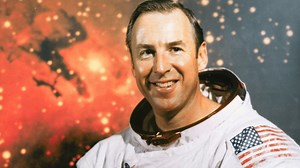 Apollo 13 commander Jim Lovell dies at 97