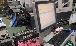 [Hot Item] Customized 2D Flat Wire Bending and Hole Punching with Chamfering Machine for Convryor Belt